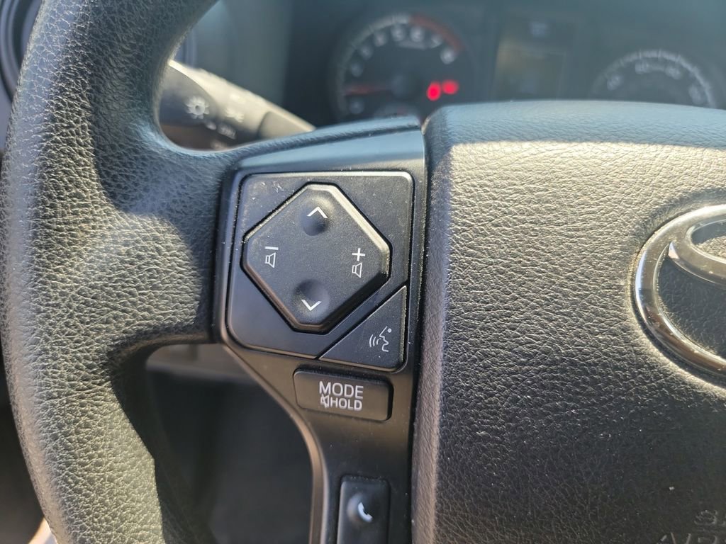 Used 2022 Toyota Tacoma SR w/ SR Convenience Package RWD image 18
