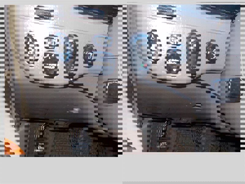 Used 2006 Toyota Tundra Limited image 23