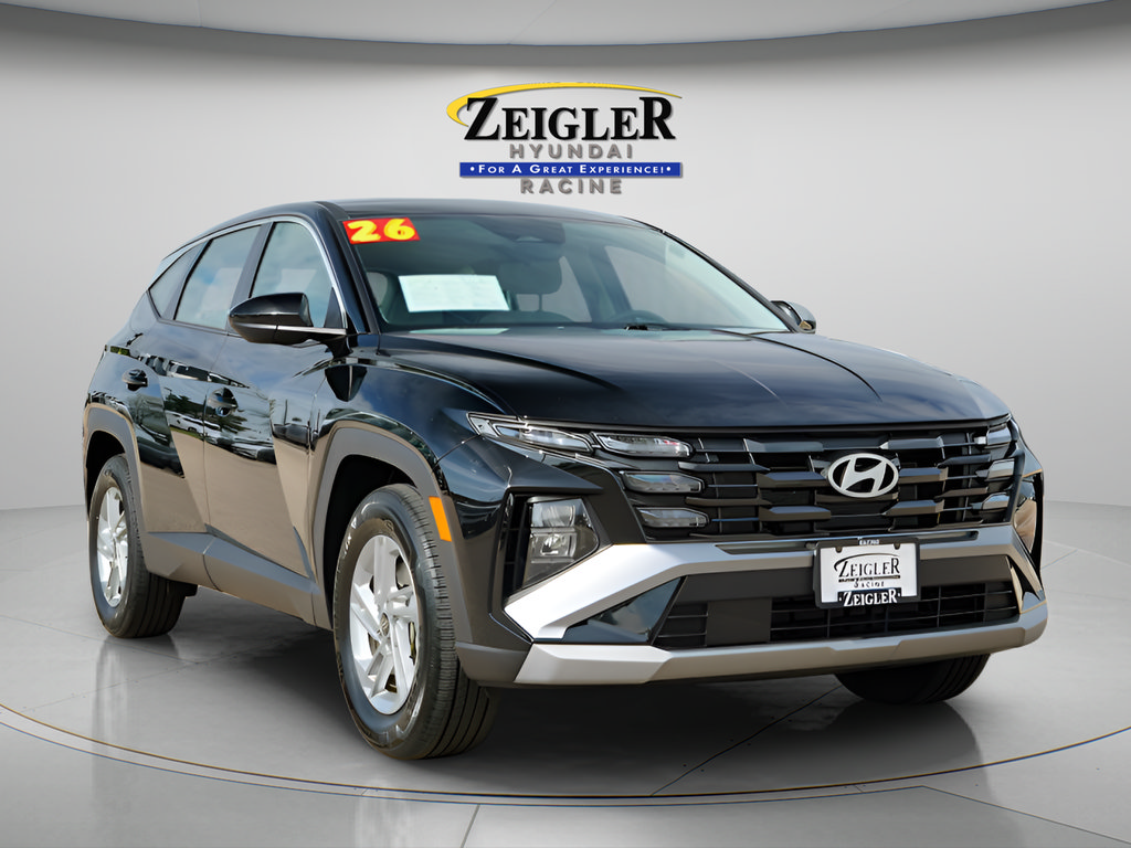 Certified 2026 Hyundai Tucson SE FWD image 1