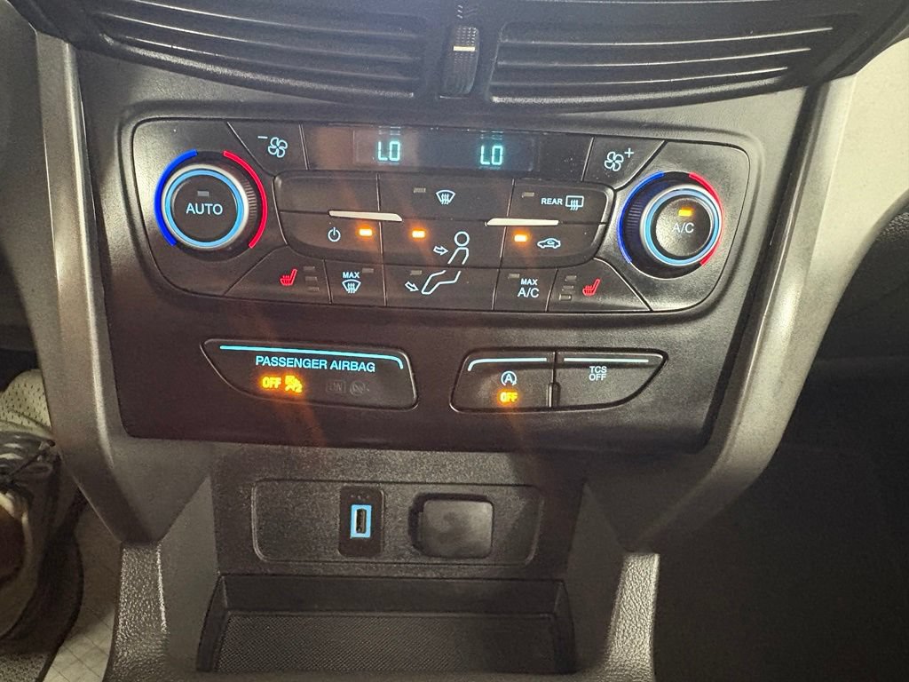 Used 2018 Ford Escape SE w/ SE Sync 3 Package FWD image 28
