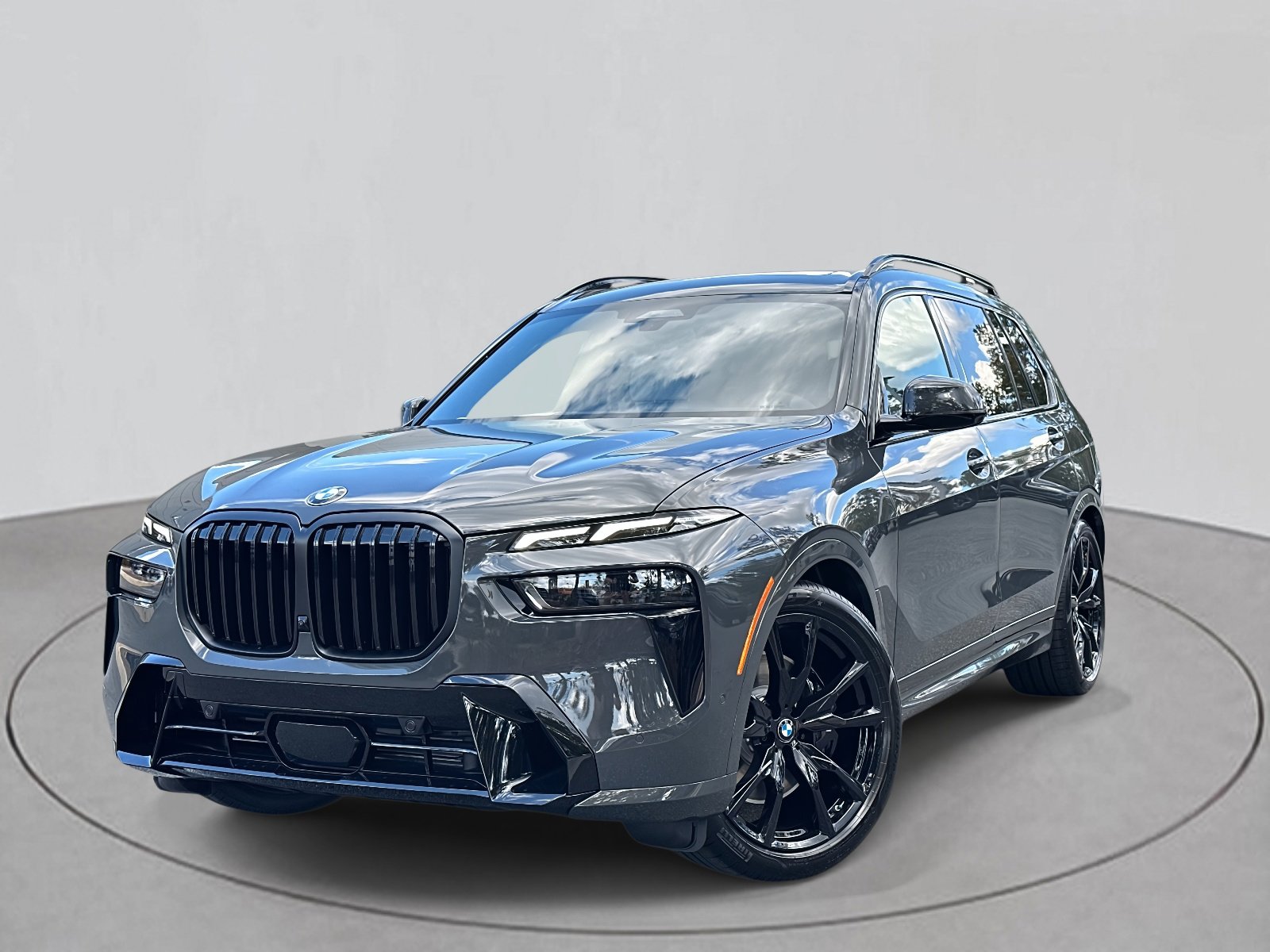 New 2026 BMW X7 xDrive40i w/ M Sport Package image 1