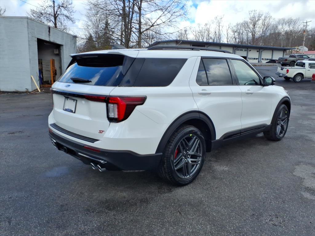 New 2026 Ford Explorer ST w/ Sun And Sound Package image 4