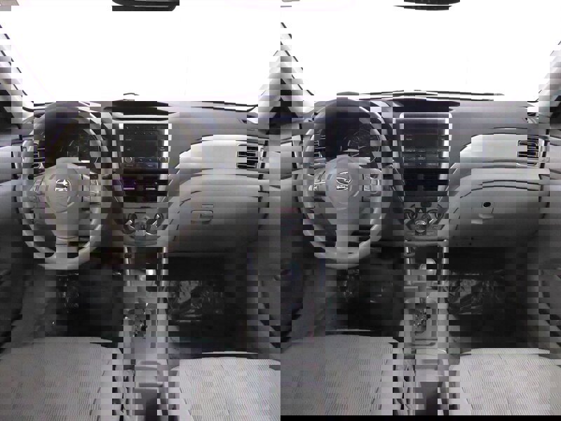 Used 2010 Subaru Forester 2.5X Premium w/ Popular Equipment Group 1A image 9