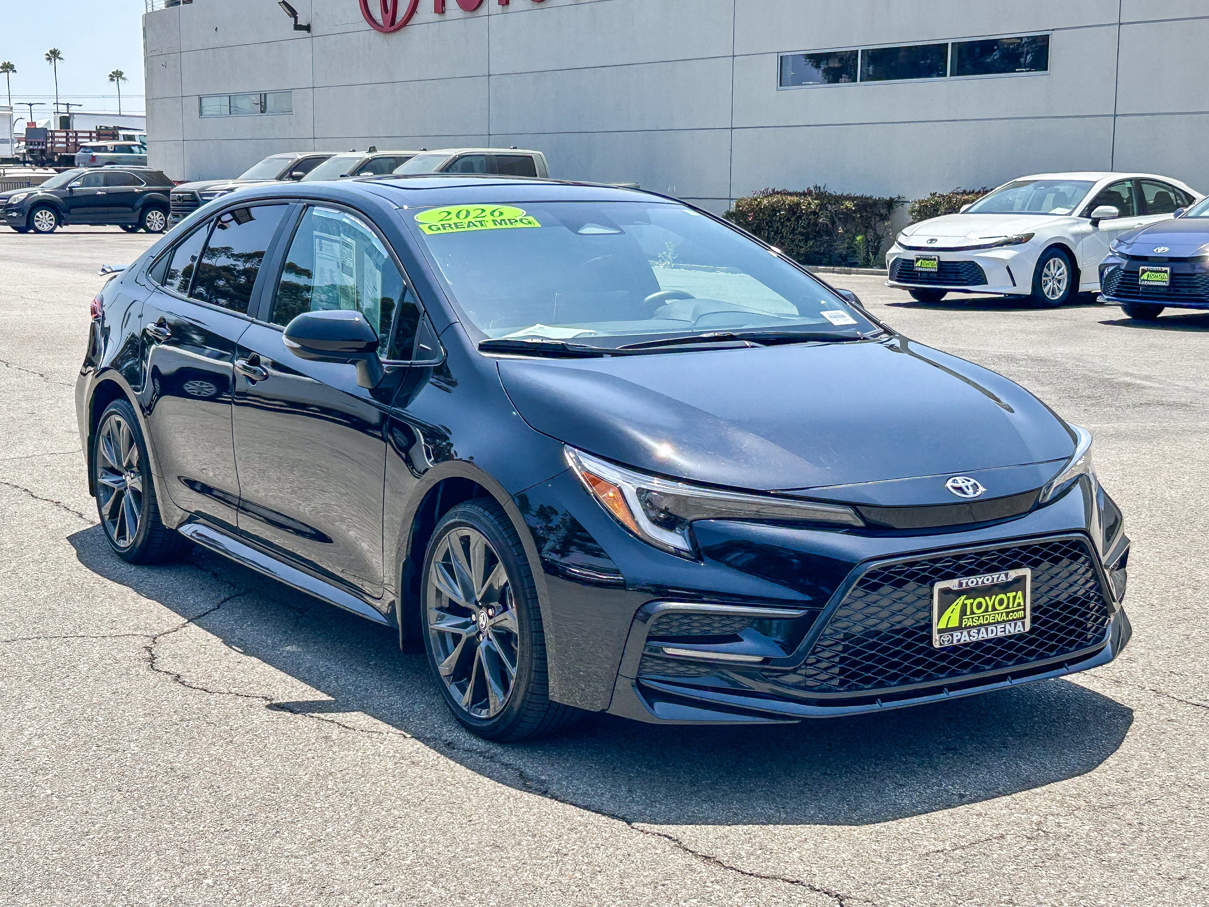 Used 2026 Toyota Corolla XSE FWD image 3