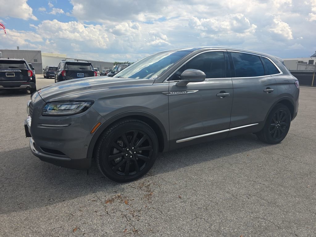 Used 2021 Lincoln Nautilus Reserve AWD/4WD image 8