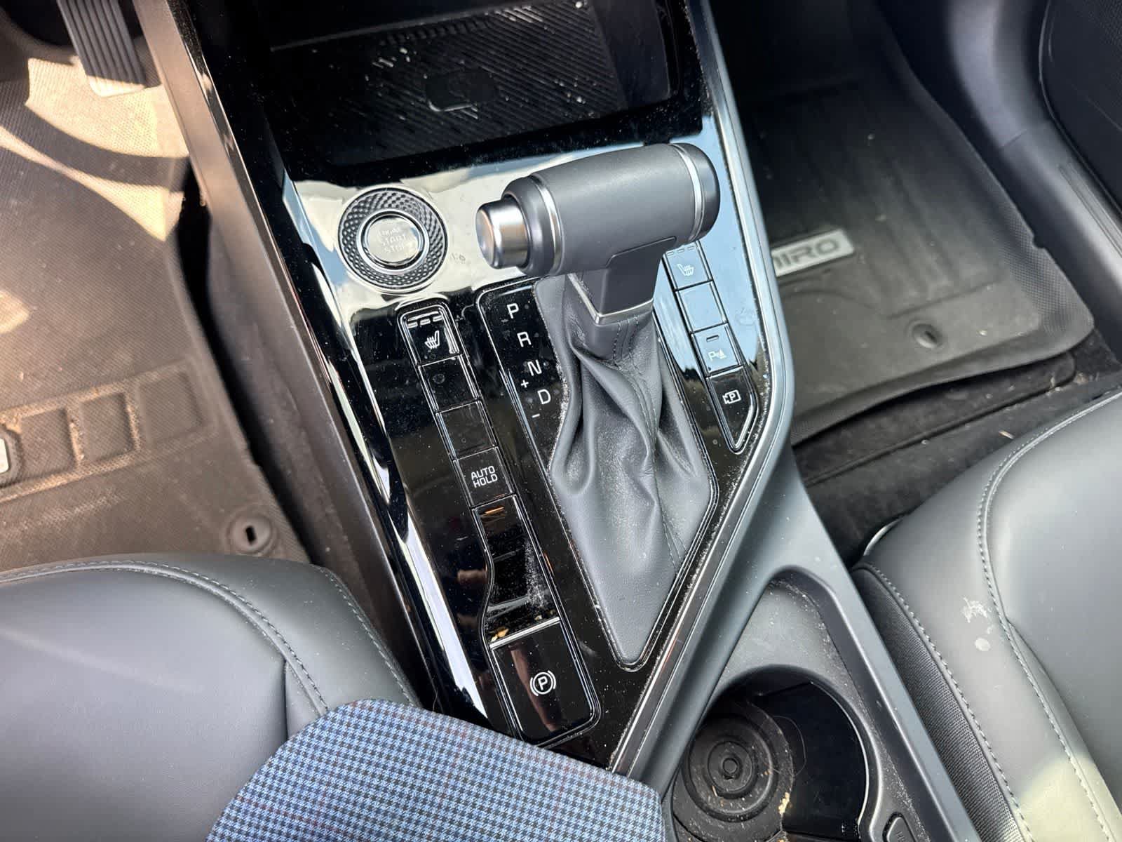Certified 2023 Kia Niro EX FWD image 8