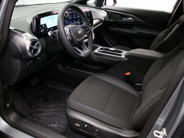 New 2026 Chevrolet Equinox EV LT w/ Comfort Package image 11