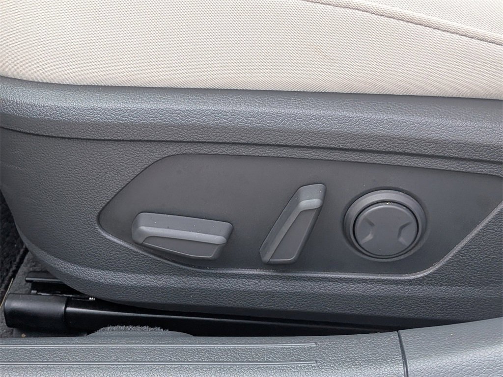 Used 2024 Hyundai Sonata SEL w/ Convenience Package image 18