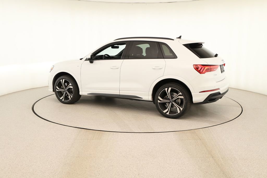 Used 2024 Audi Q3 2.0T Premium Plus w/ Premium Plus Package AWD/4WD image 4