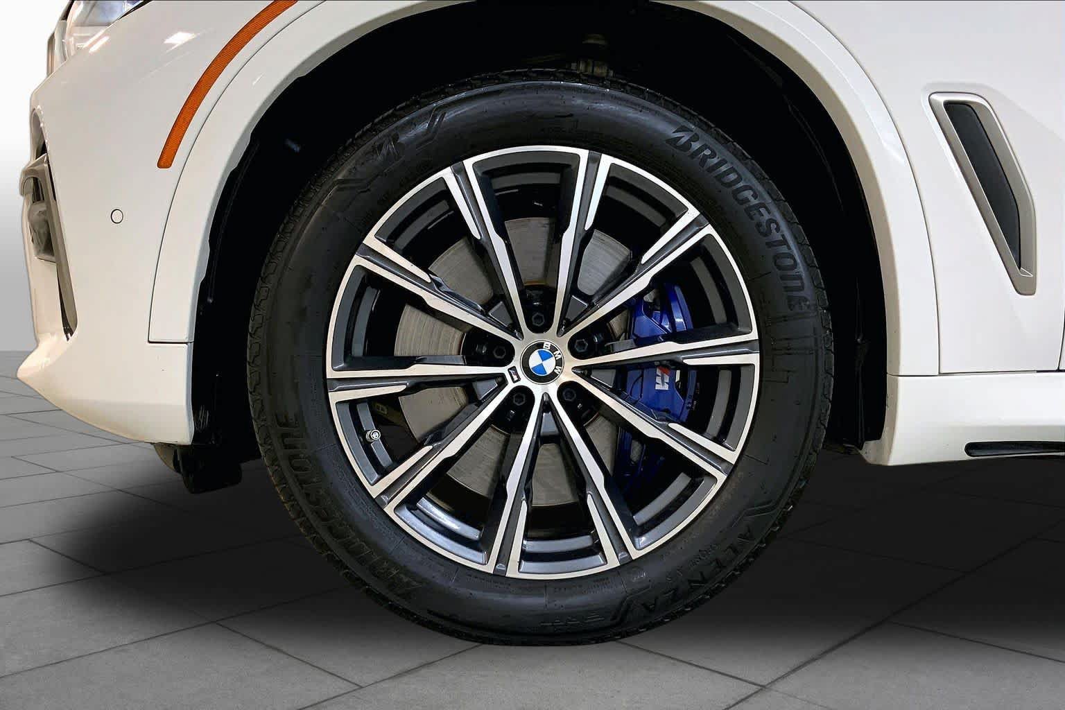 Used 2020 BMW X5 M50i w/ Executive Package AWD/4WD image 10