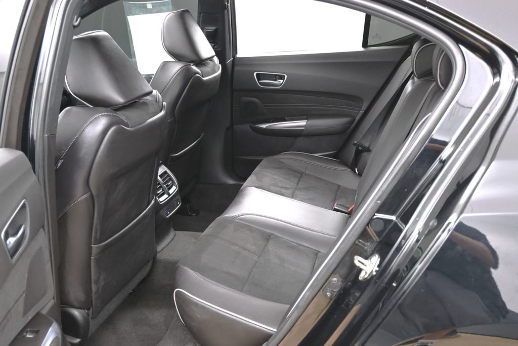Used 2020 Acura TLX w/ A-SPEC Pkg FWD image 33