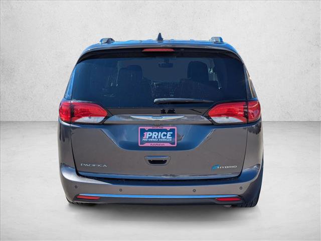 Used 2018 Chrysler Pacifica Touring-L image 7
