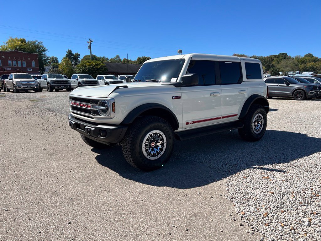 Used 2026 Ford Bronco Outer Banks w/ Sasquatch Package AWD/4WD image 4