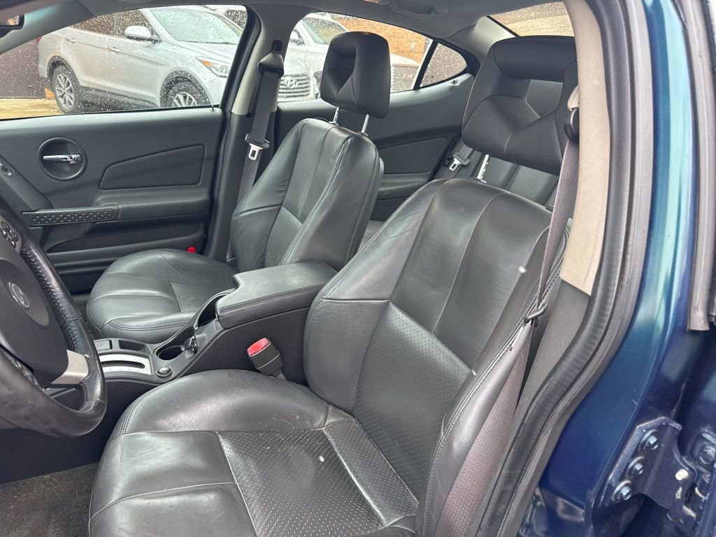 Used 2005 Pontiac Grand Prix GT w/ Leather Trim Package image 6
