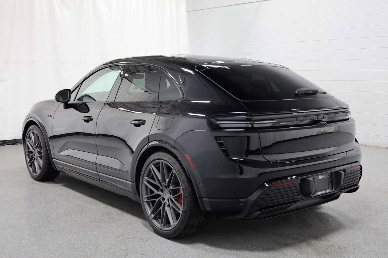New 2025 Porsche Macan Turbo Electric AWD/4WD image 3