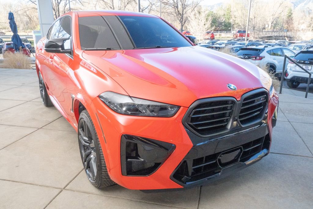 Used 2024 BMW X6 M Competition w/ Executive Package image 2