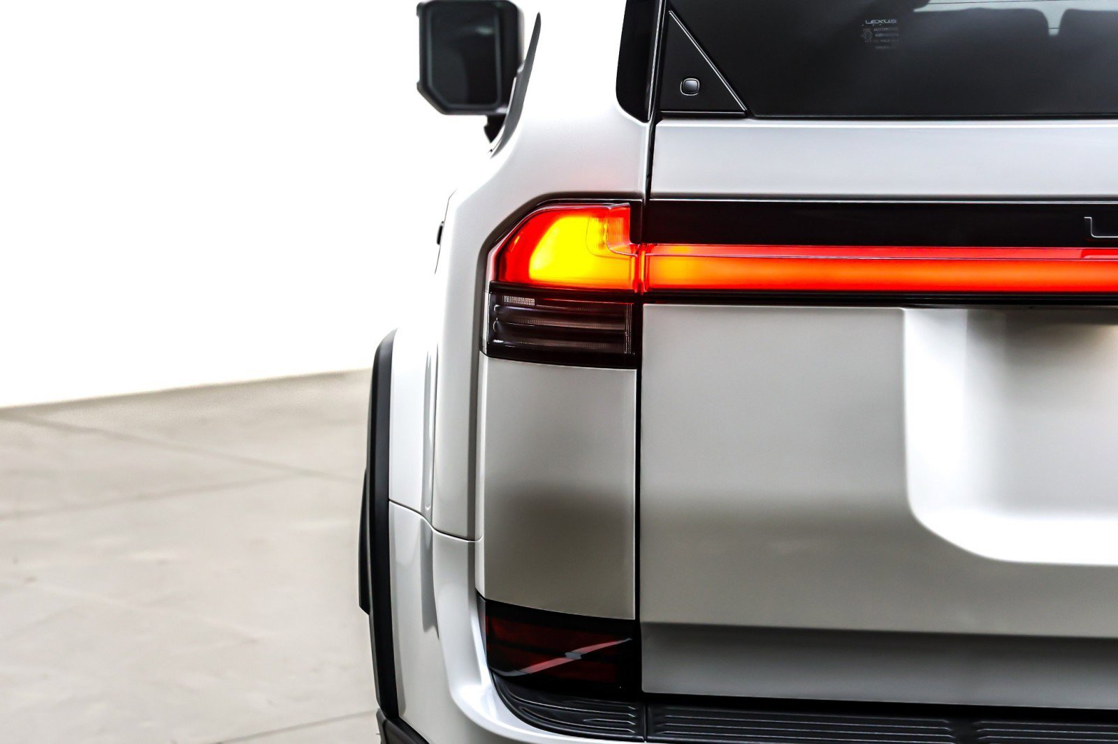 Used 2024 Lexus GX 550 image 16