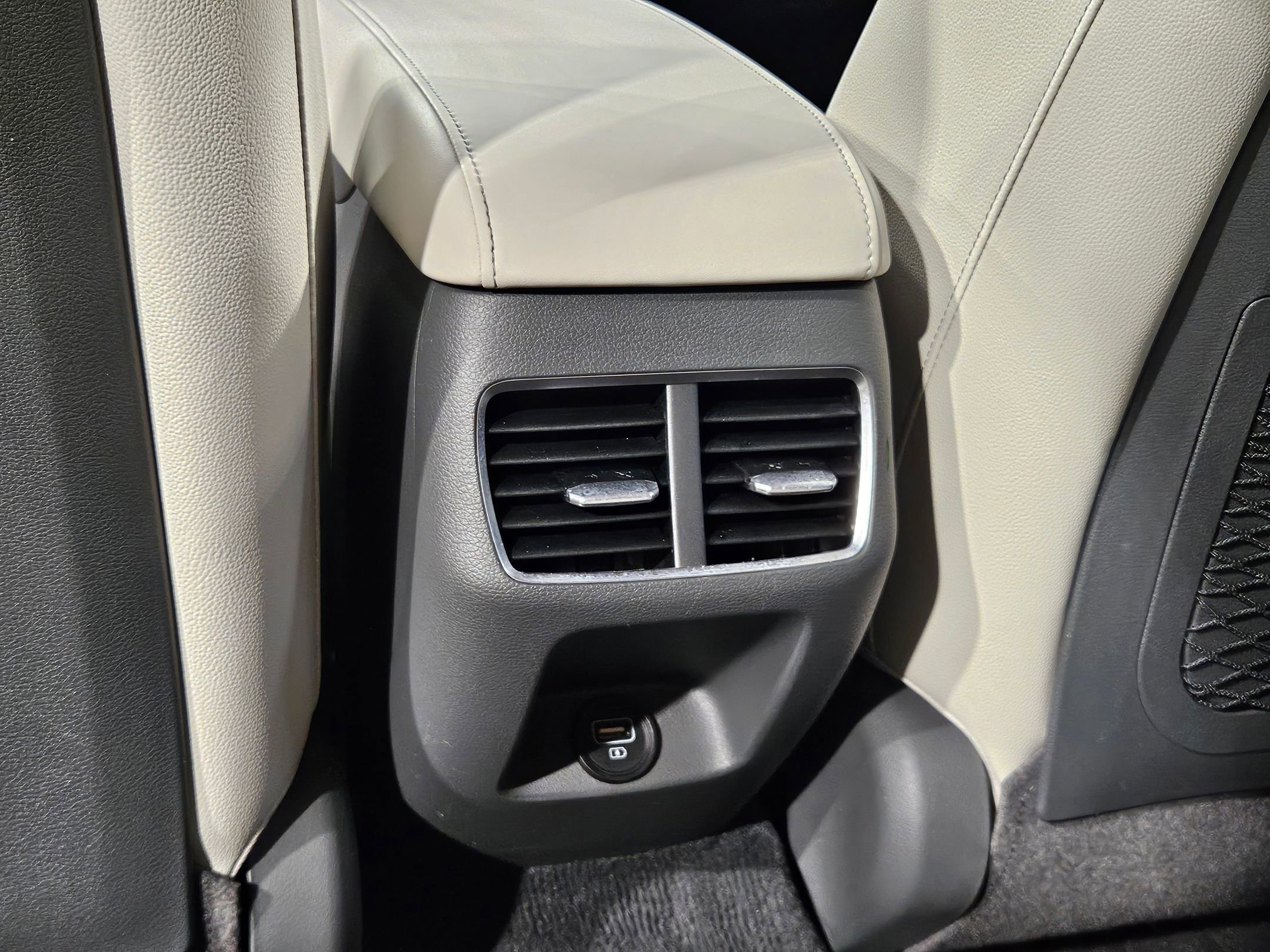 Used 2022 Hyundai Sonata Limited image 38