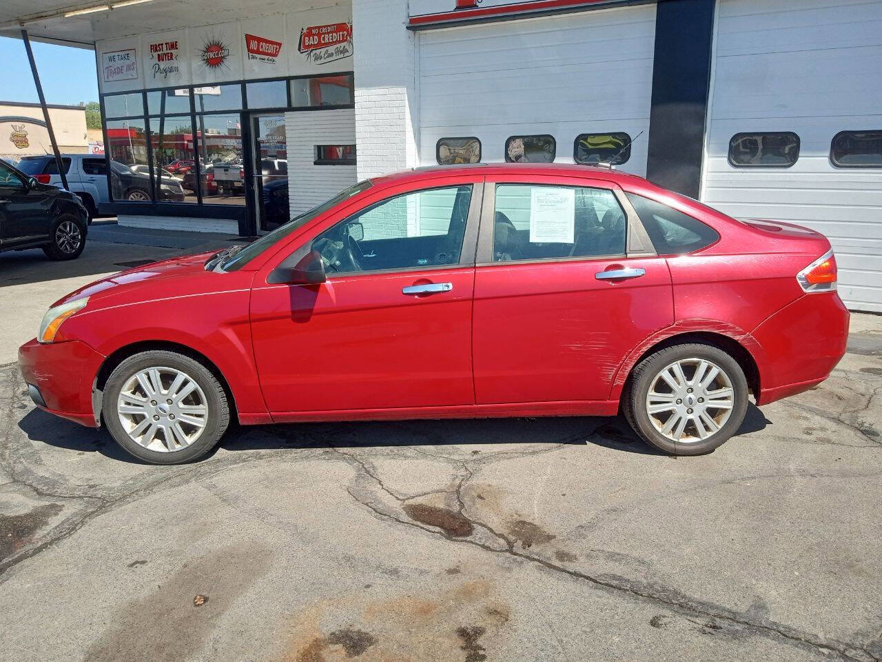Used 2011 Ford Focus SEL w/ 301A Rapid Spec Order Code FWD image 3