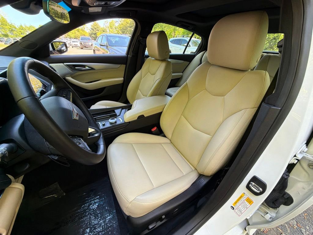 Used 2023 Cadillac CT5 Luxury w/ Sun And Sound Package AWD/4WD image 9