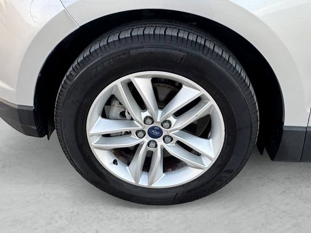Used 2016 Ford Edge SEL w/ Equipment Group 201A FWD image 23