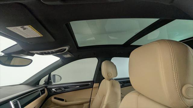 Used 2018 Porsche Macan Sport Edition w/ Driver Memory Package image 16