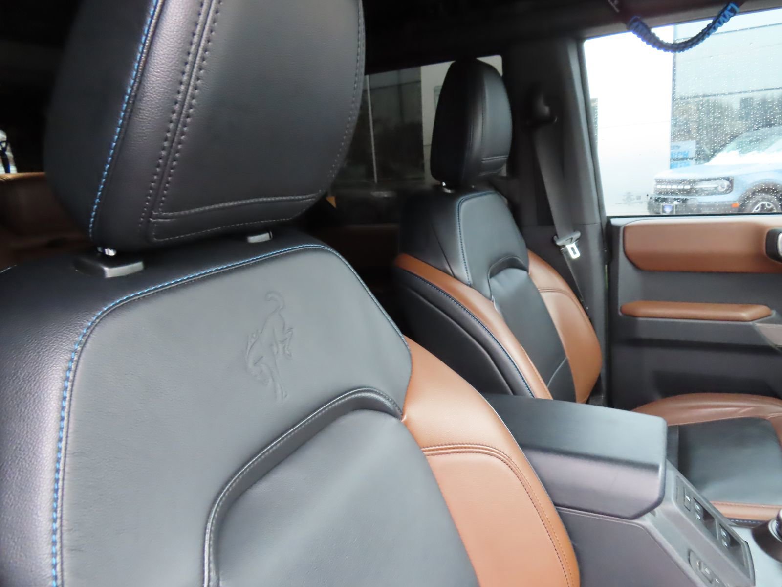 Used 2022 Ford Bronco Outer Banks image 37