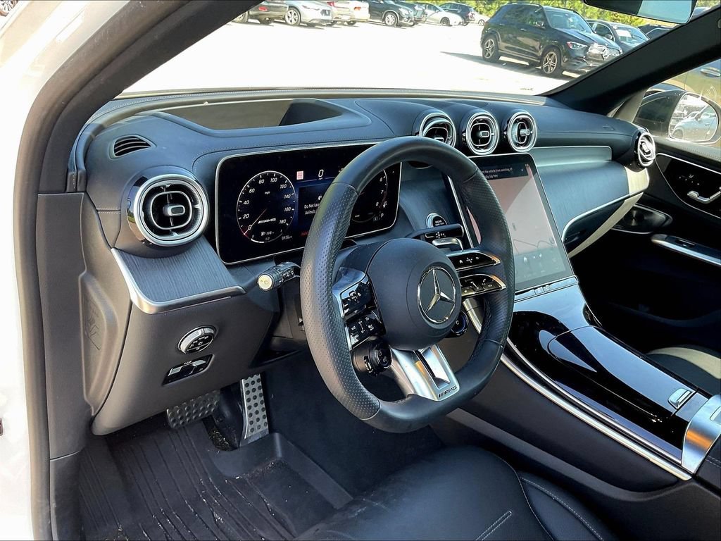 Used 2024 Mercedes-Benz GLC 43 AMG 4MATIC image 4