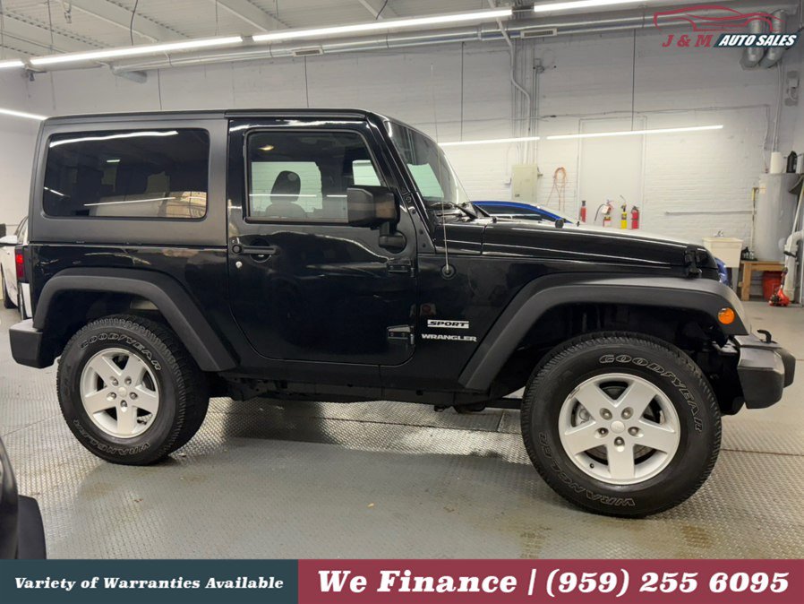 Used 2015 Jeep Wrangler Sport w/ Quick Order Package 24S AWD/4WD image 6