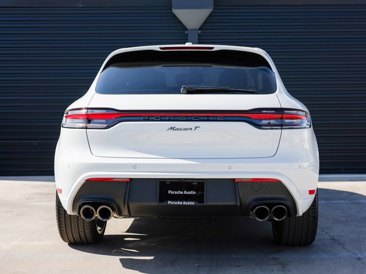 Certified 2026 Porsche Macan Turbo AWD/4WD image 6