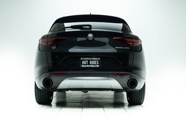 Used 2022 Alfa Romeo Stelvio Ti image 16