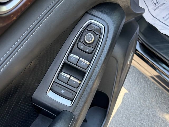 Used 2023 Subaru Ascent Touring AWD/4WD image 12