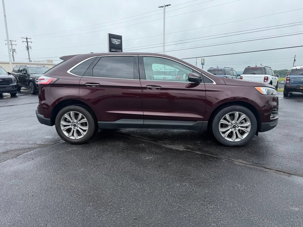 Used 2024 Ford Edge Titanium AWD/4WD image 10