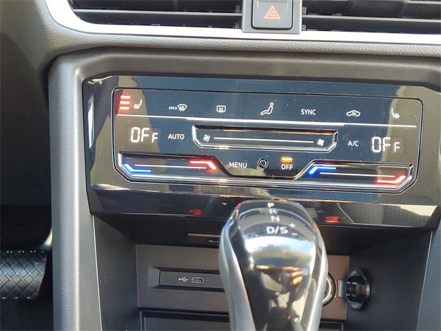 New 2026 Volkswagen Taos SE image 21