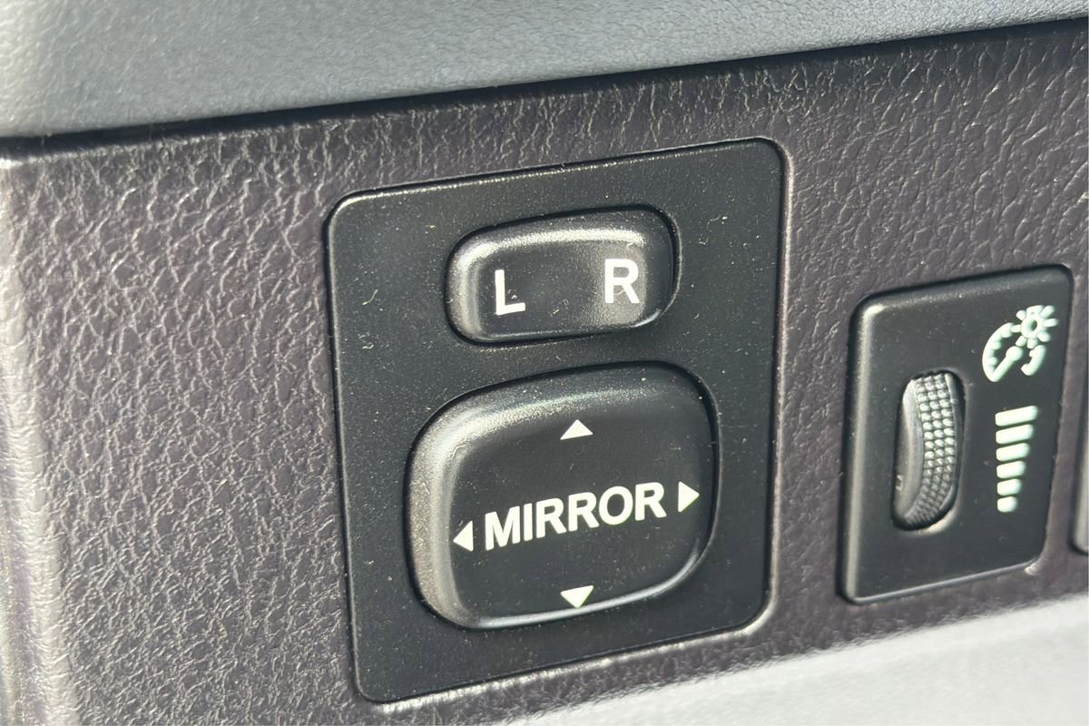 Used 2018 Toyota RAV4 LE w/ All Weather Liner Package image 35