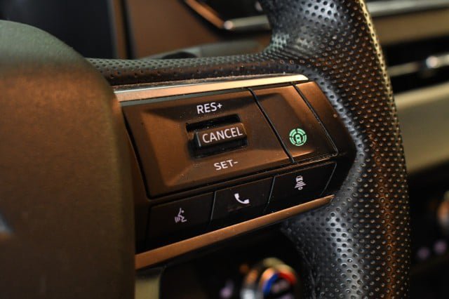 Used 2024 Mitsubishi Outlander SE AWD/4WD image 30