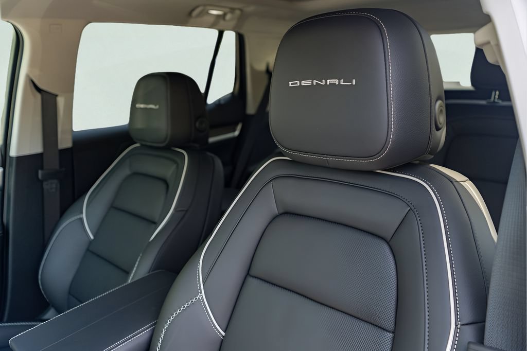 New 2027 GMC Terrain Denali AWD/4WD image 10