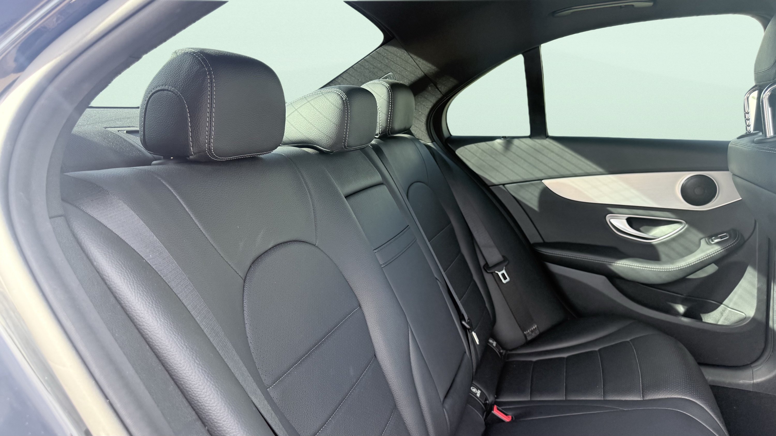 Used 2018 Mercedes-Benz C 300 Sedan w/ Premium Package image 31