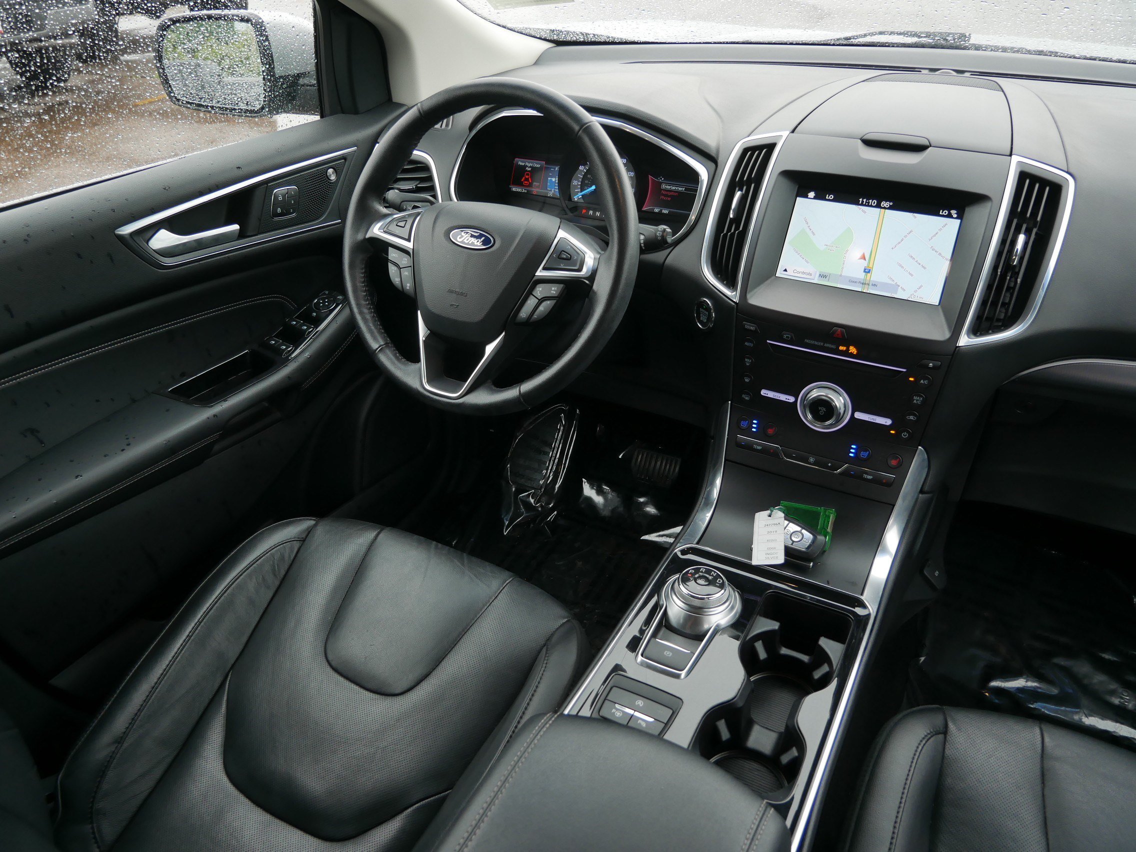 Certified 2019 Ford Edge Titanium w/ Equipment Group 301A AWD/4WD image 9