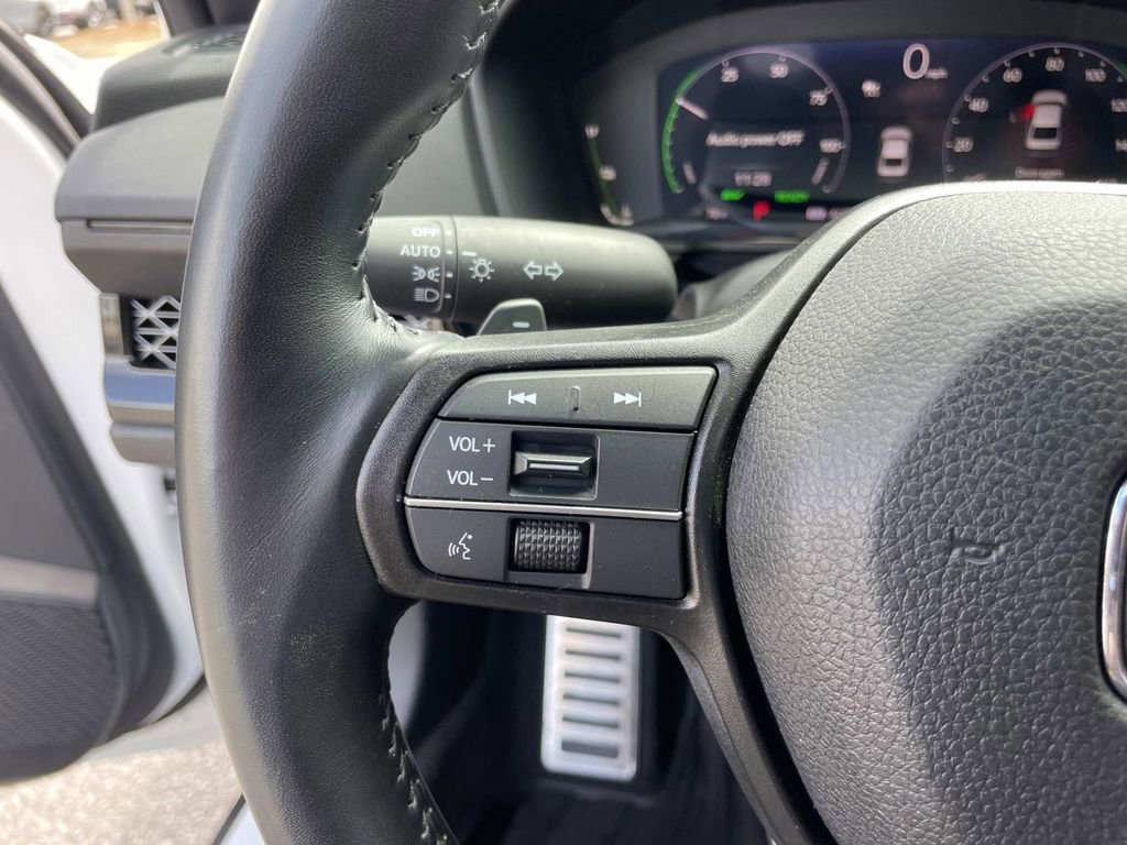 Used 2023 Honda Accord Sport image 19