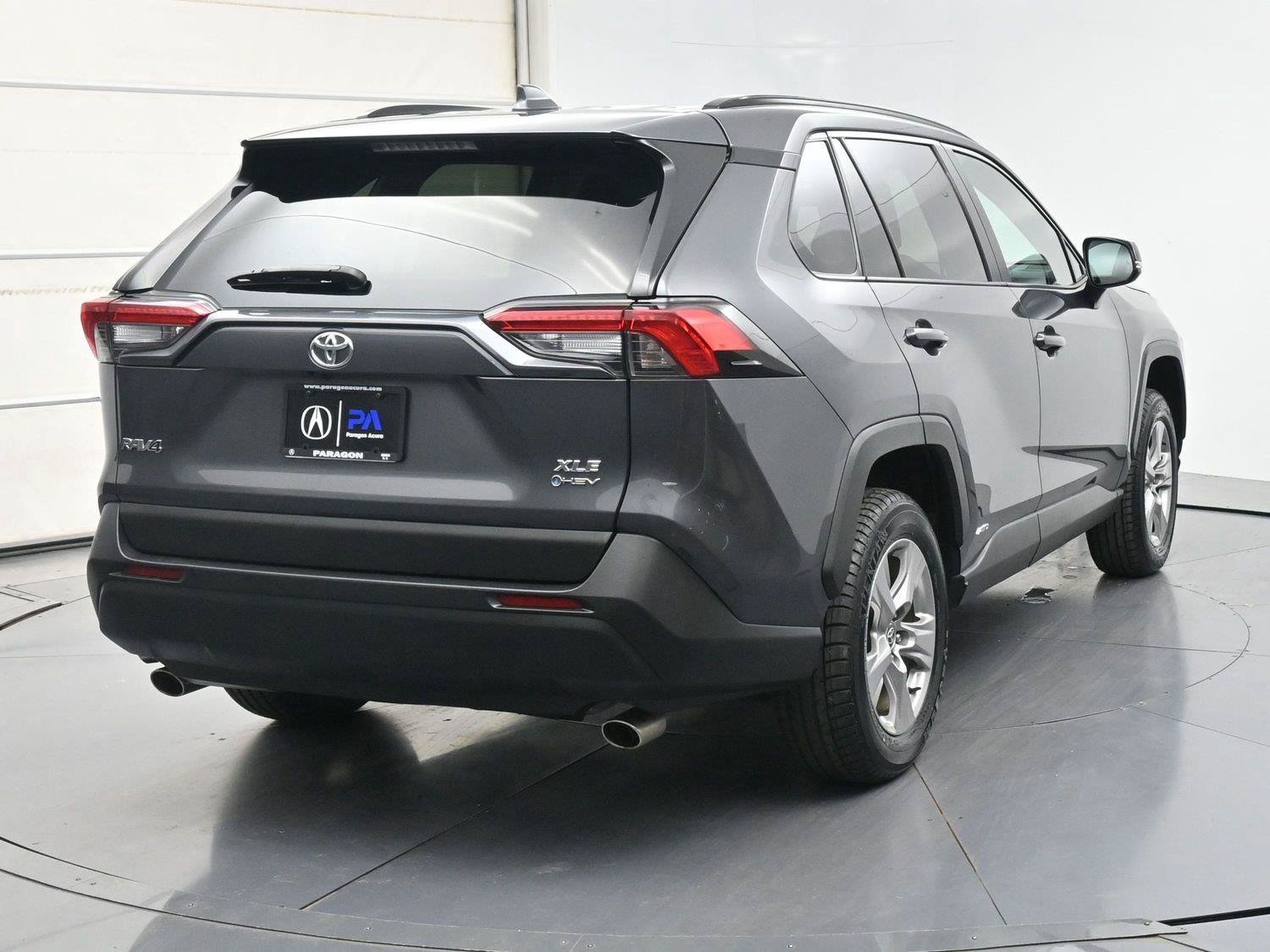 Used 2025 Toyota RAV4 XLE w/ Convenience Package AWD/4WD image 5