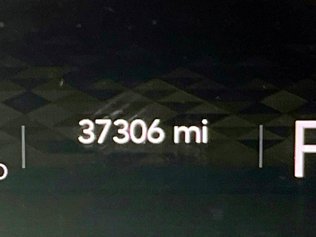 Certified 2023 Jeep Wrangler Unlimited Sahara w/ Cold Weather Group image 25