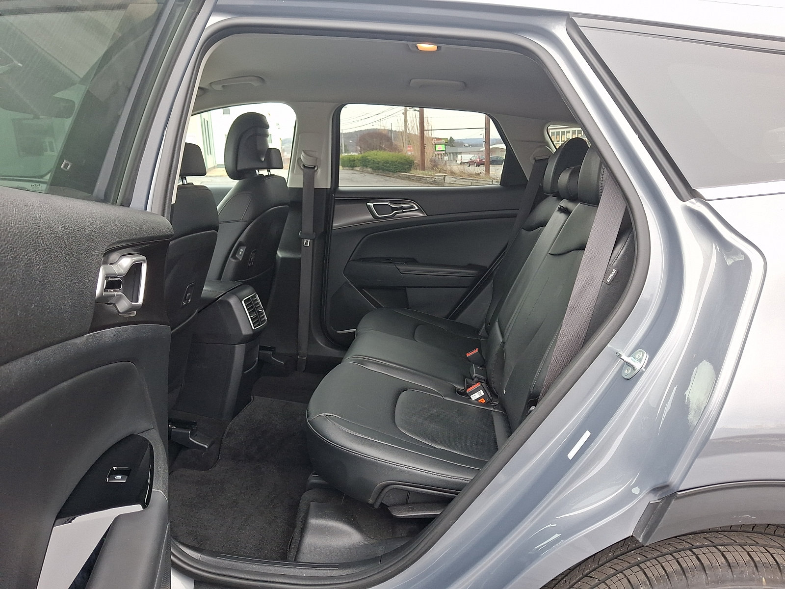 Used 2025 Kia Sportage EX AWD/4WD image 10