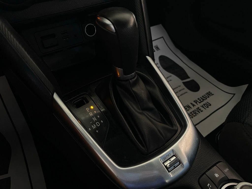 Used 2019 Toyota Yaris LE FWD image 31