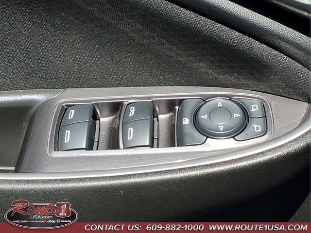 Used 2023 Chevrolet Malibu LT FWD image 23