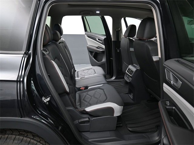 New 2026 Volkswagen Atlas Peak Edition image 13