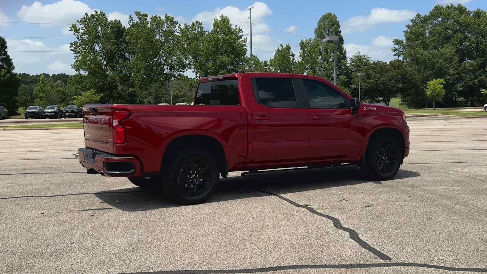Certified 2025 Chevrolet Silverado 1500 RST AWD/4WD image 8