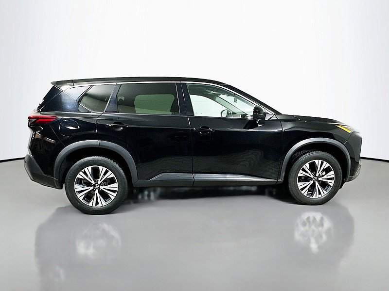 Used 2021 Nissan Rogue SV image 8