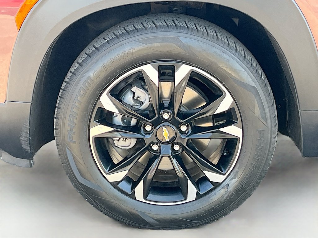 Used 2023 Chevrolet TrailBlazer LT FWD image 29