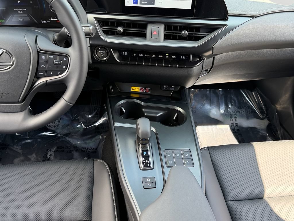 Certified 2026 Lexus UX 300h AWD w/ Accessory Package (2T) image 14